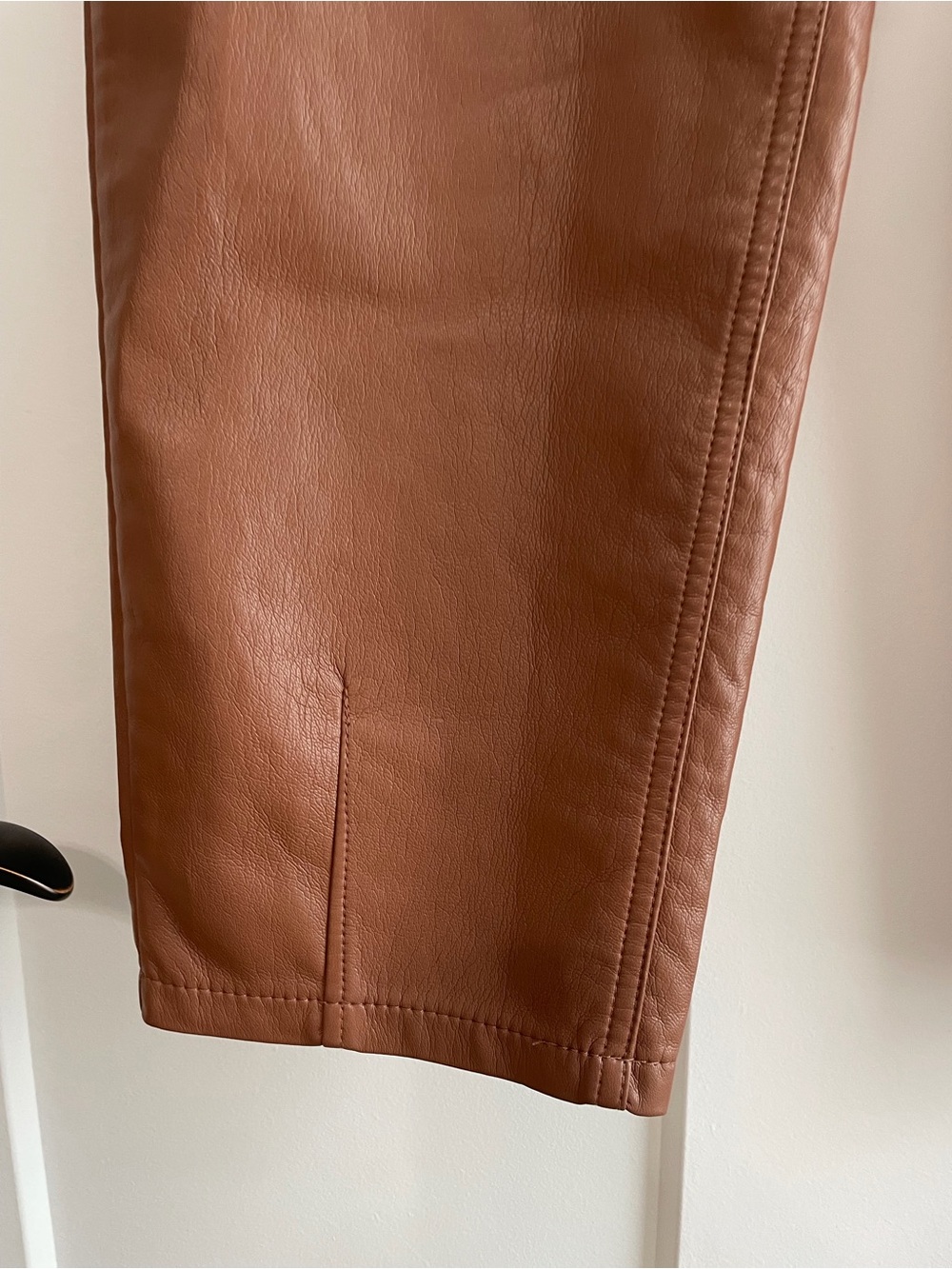 Wilfred Aritzia Cognac Vegan Leather High Rise Utility Straight Leg Pants 4 - Picture 3 of 11